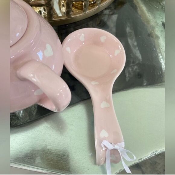 NWT Terramoto Heart Pink Heart Teapot and 1 cup and Spoon Rest - Picture 9 of 12